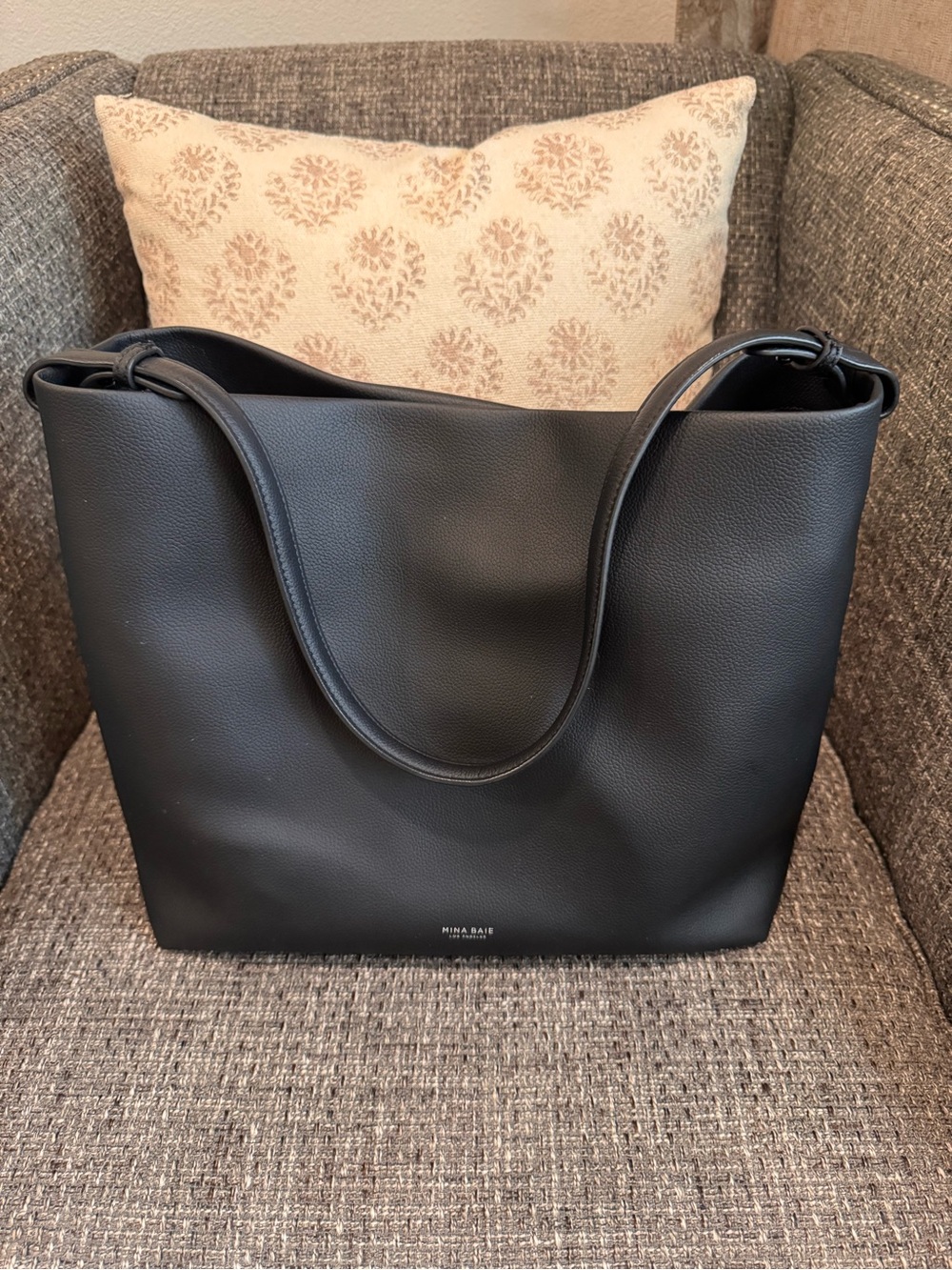 Mina Baie Midi Harlow Diaper Bag – Black - Picture 3 of 6